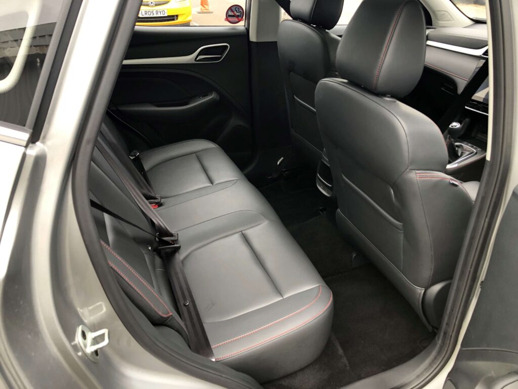 mini suv cars for hire