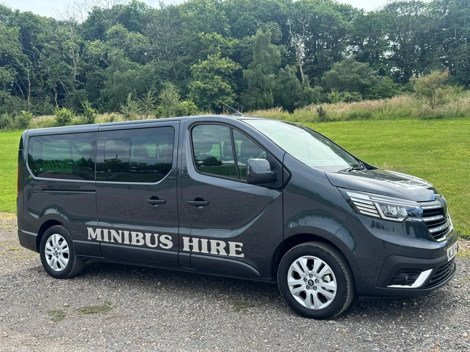 minibus hire southampton airport